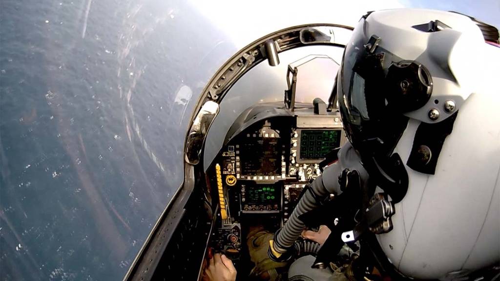 Watch 12 incredible minutes of footage from the cockpit of an F/A-18